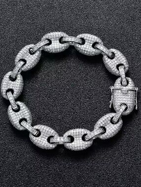 🩶🩶NEW🩶🩶 STUNNING!! 12mm Wide 7" Long Coffee Bean Pave AAA CZ Chunky Bracelet